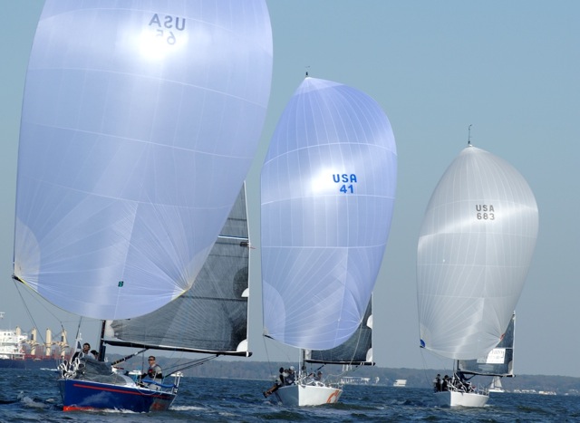 Farr 30s downwind